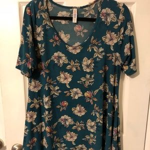 LuLaRoe Perfect Tee